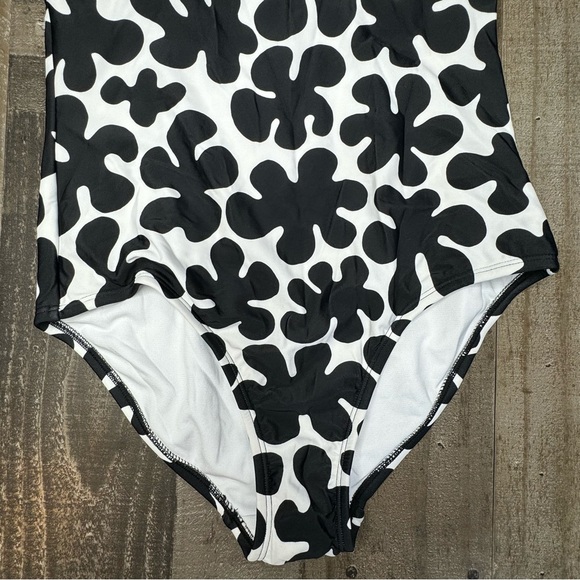 NWT Marimeeko for Target One Piece Swim Medium - Picture 3 of 13